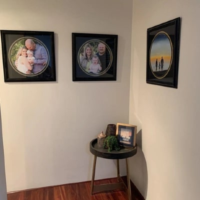 photo frames to decorate a dead corner